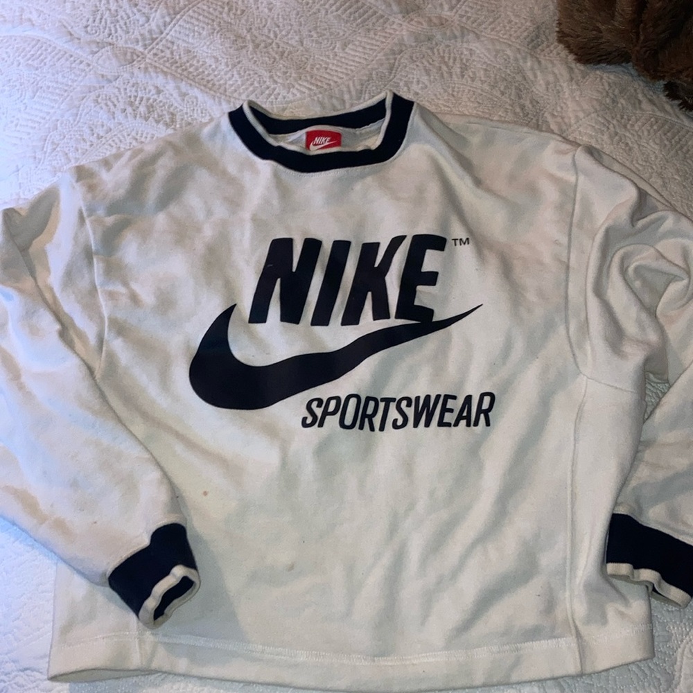 White vintage Nike crew neck